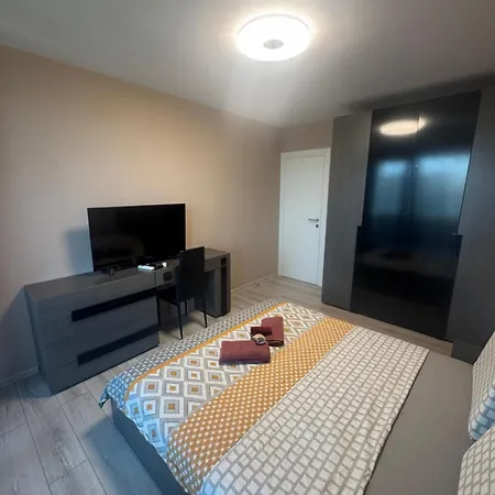 Symphony Blue * 瓦爾納