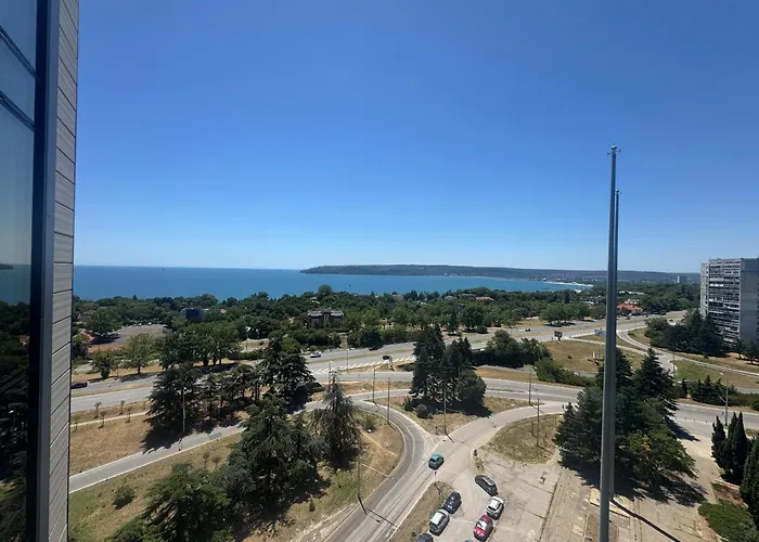 Symphony Blue * 瓦爾納